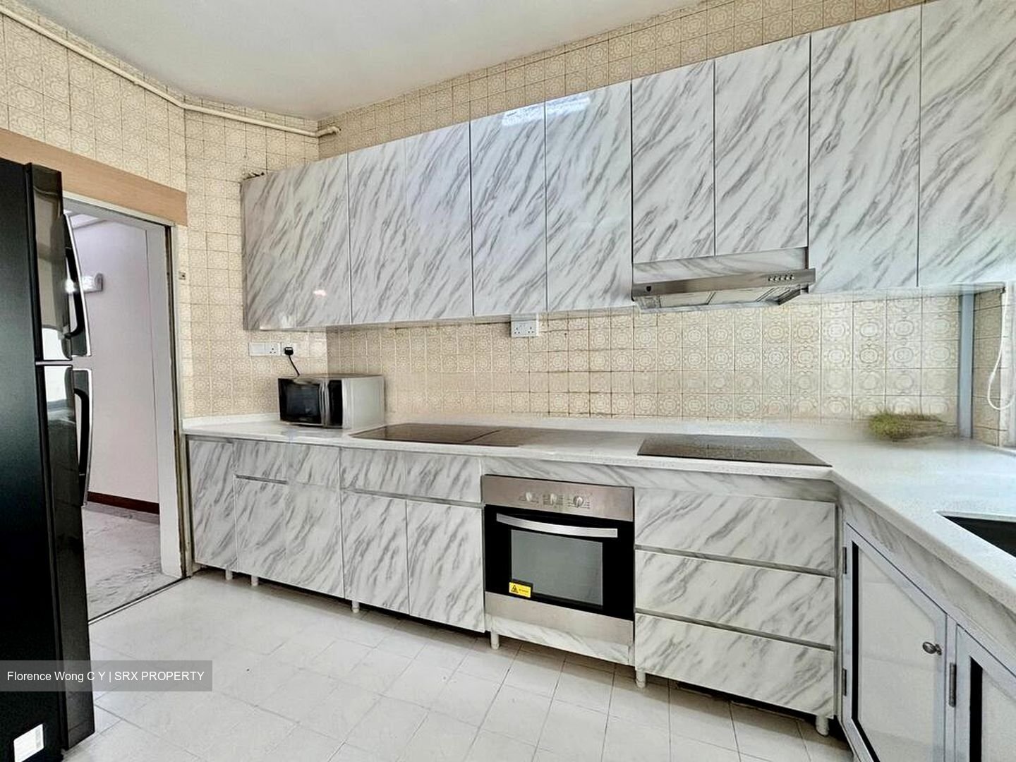 Lloyd Court (D9), Apartment #457021591